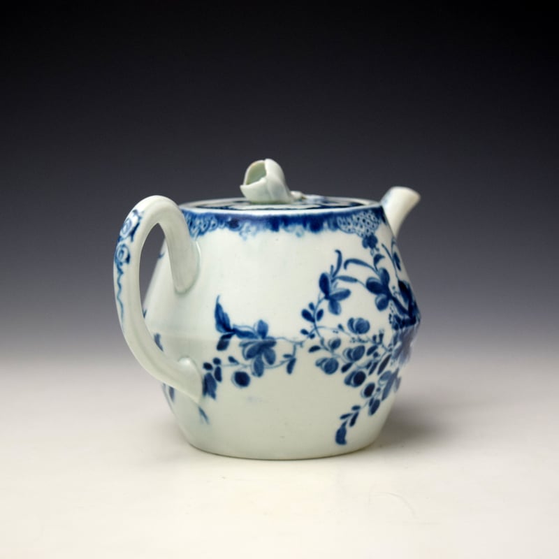 Worcester Mansfield Pattern Angular Teapot and Cover c1756-58 (5)