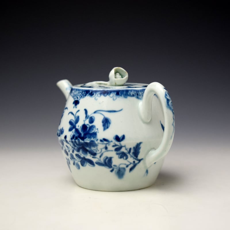 Worcester Mansfield Pattern Angular Teapot and Cover c1756-58 (6)