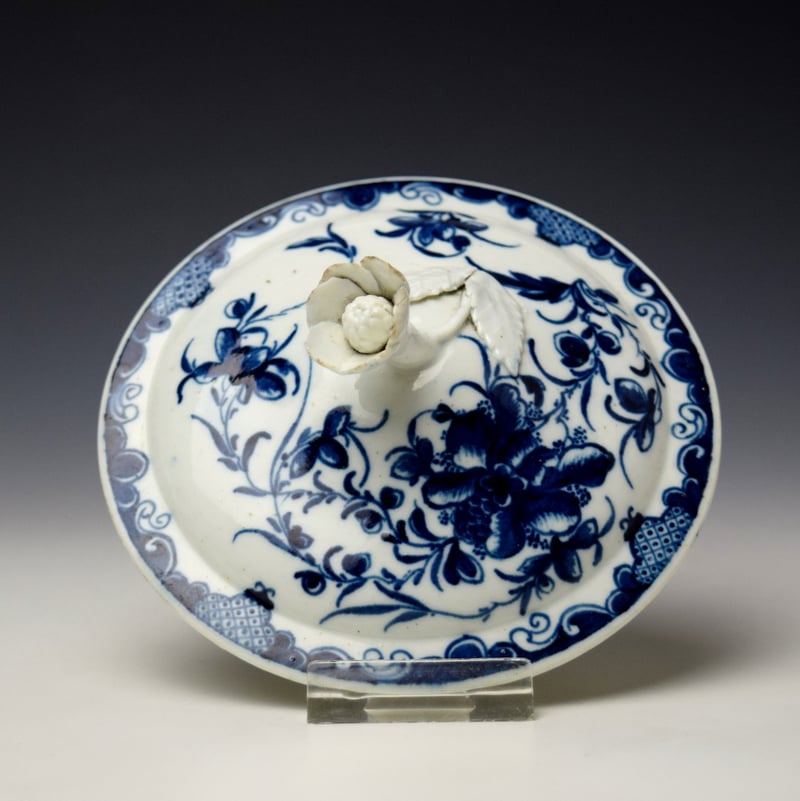 Worcester Mansfield Pattern Sucrier and Cover c1760-80 (7)