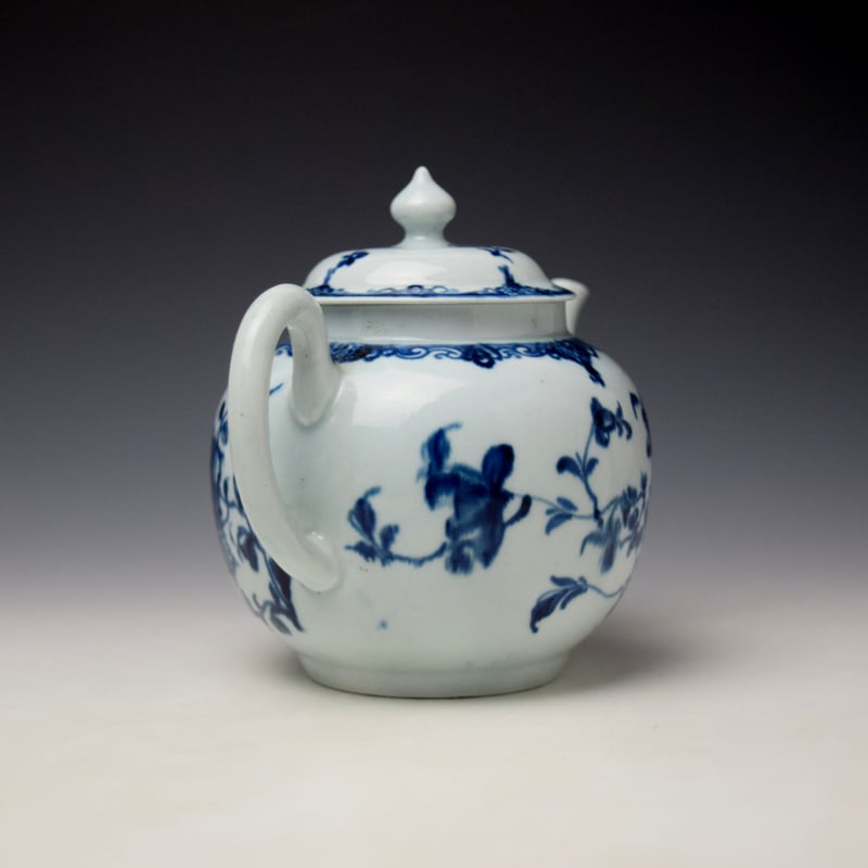 Worcester Mansfield Pattern Teapot and Cover c1756-58 (5)
