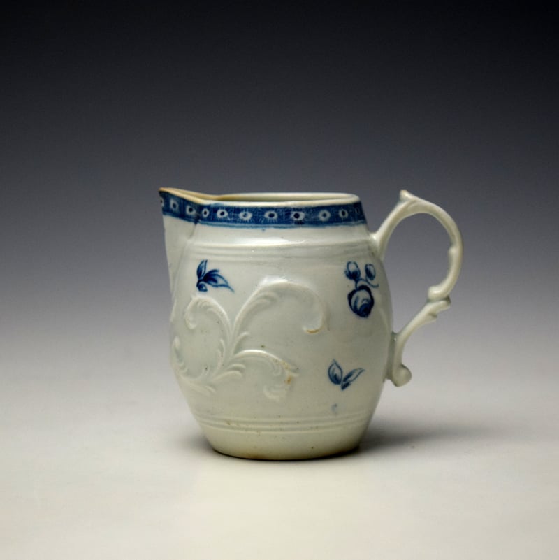 Worcester Moulded Feather Scroll Floral Pattern Barrel Shaped Jug c1770-75 (1)