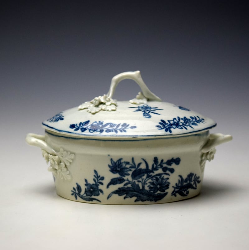 Worcester Natural Sprays Pattern Butter Tub Cover and Stand c1770-75 (2)