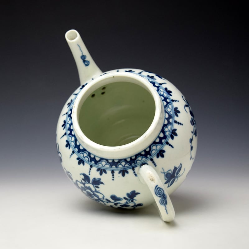 Worcester Peony Pattern Teapot and Cover c1765-75 (7)