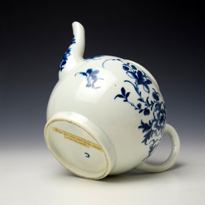 Worcester Peony Pattern Teapot and Cover c1765-75 (8)