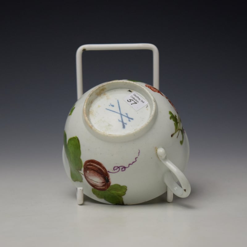 Worcester Polychrome Meissen Floral Pattern Teacup c1757-60 (6)