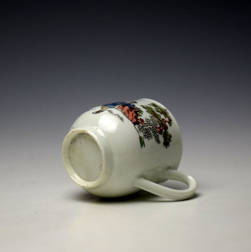 Worcester Red Bull Pattern Coffee Cup c1754-60 (7)
