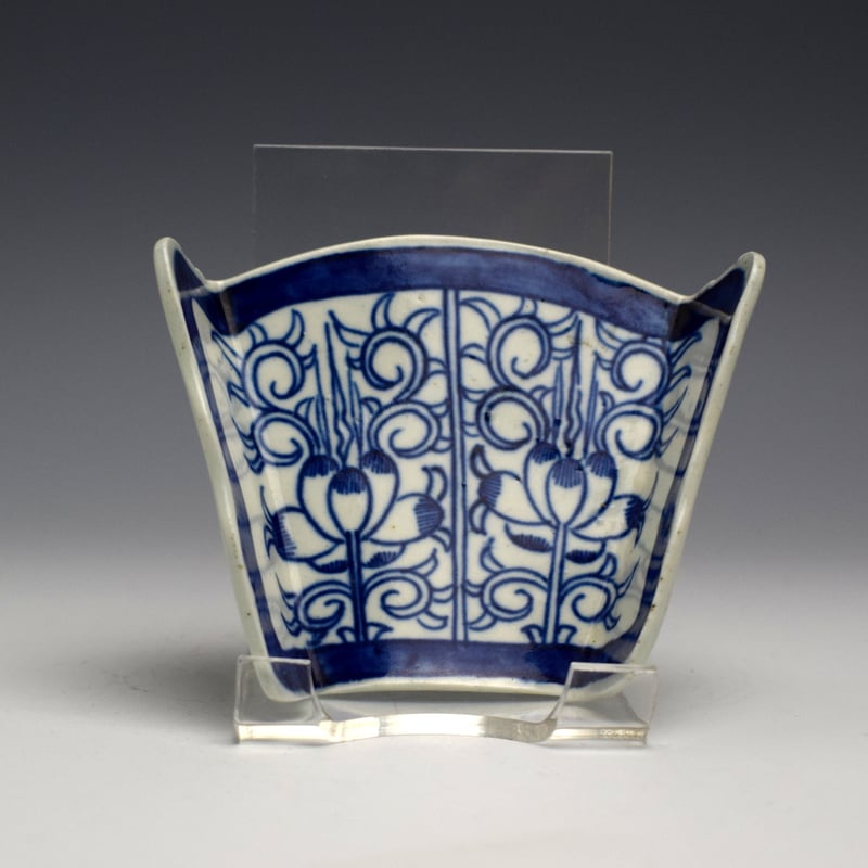 Royal Lily Pattern Asparagus Server c1775-80