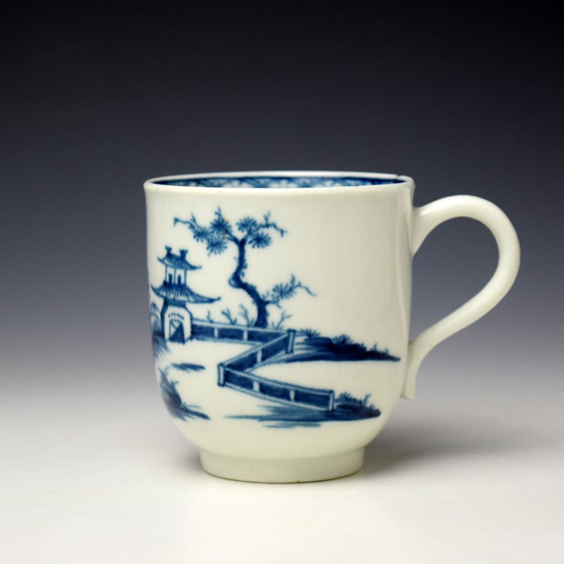 Worcester Solid Fence Pavilion Pattern Chocolate Cup c1760 (1)