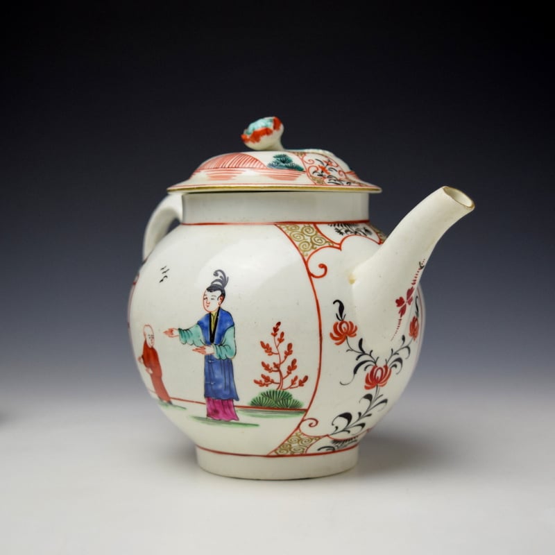 Worcester Tea in the Garden Pattern Teapot and Cover c1775-80 (3)
