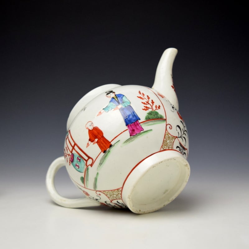 Worcester Tea in the Garden Pattern Teapot and Cover c1775-80 (8)