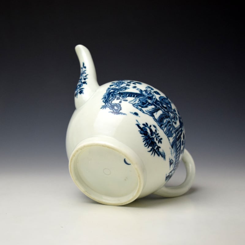 Worcester The Three Ladies Pattern Teapot and Cover c1770-80 (8)