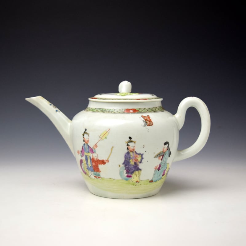 Worcester Three Musicians Pattern Teapot Cover and Stand c1756-65 (1)