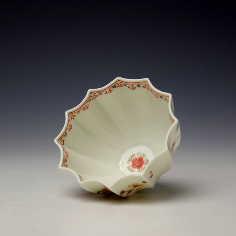 Worcester Two Strutting Bird Pattern Twelve Sided Teabowl and Saucer c1752-53 (6)