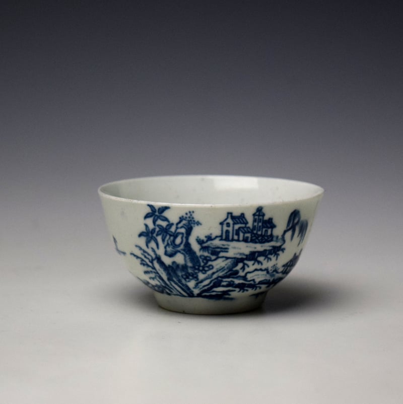 Worcester Two Swan Precipice Pattern Teabowl and Saucer c1757-60 (2)