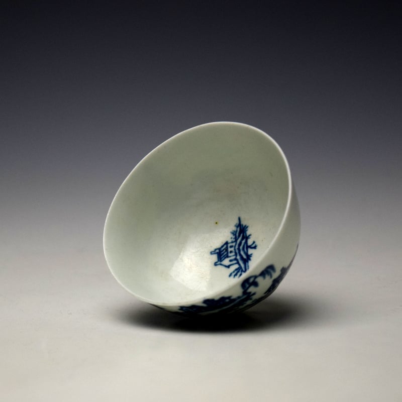 Worcester Two Swan Precipice Pattern Teabowl and Saucer c1757-60 (7)