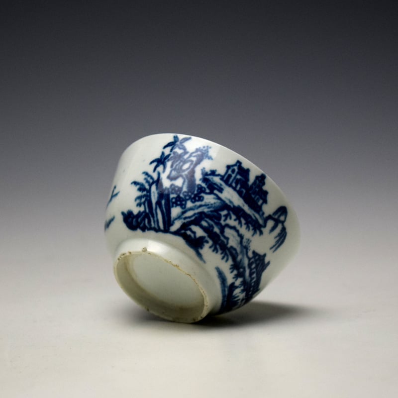 Worcester Two Swan Precipice Pattern Teabowl and Saucer c1757-60 (8)