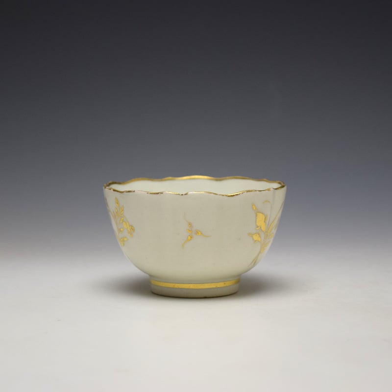 Caughley Gilded Floral Pattern Fluted Teabowl c1785-95 (2)