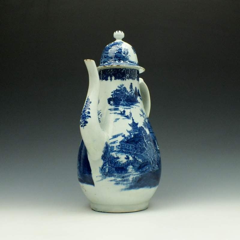 Lowestoft Dark Landscape Pattern Coffee Pot and Cover c1785-95 (2)