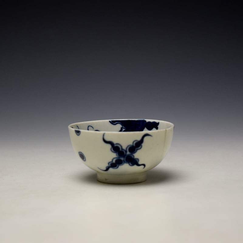 Lowestoft Dragon Pattern Teabowl and Saucer c1770-80 (4)