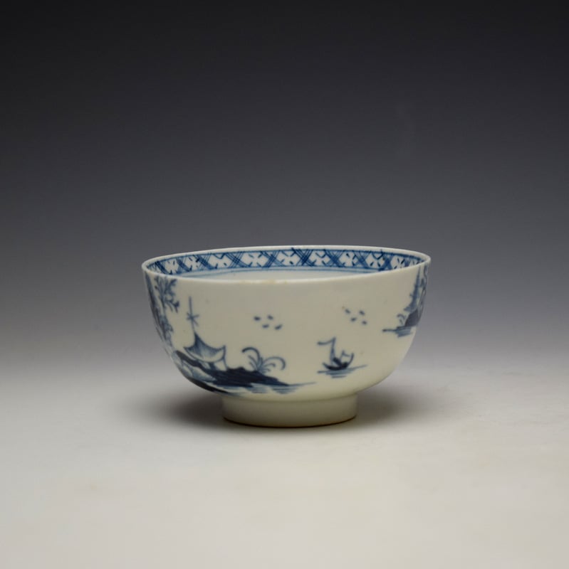 Lowestoft Fenced Pagoda River Landscape Pattern Breakfast Size Teabowl and Saucer c1780-85 (10)