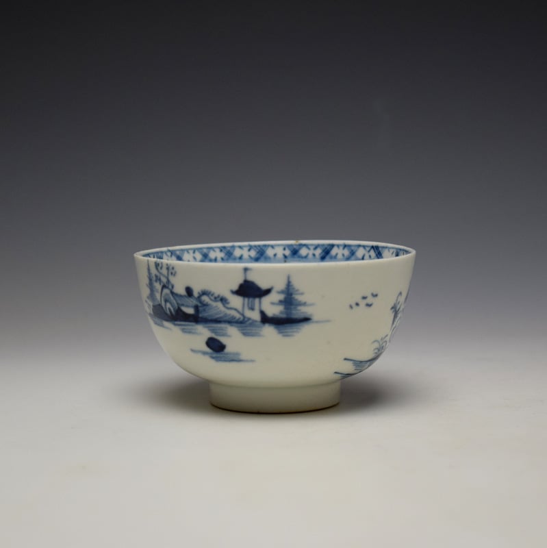 Lowestoft Fenced Pagoda River Landscape Pattern Breakfast Size Teabowl and Saucer c1780-85 (8)
