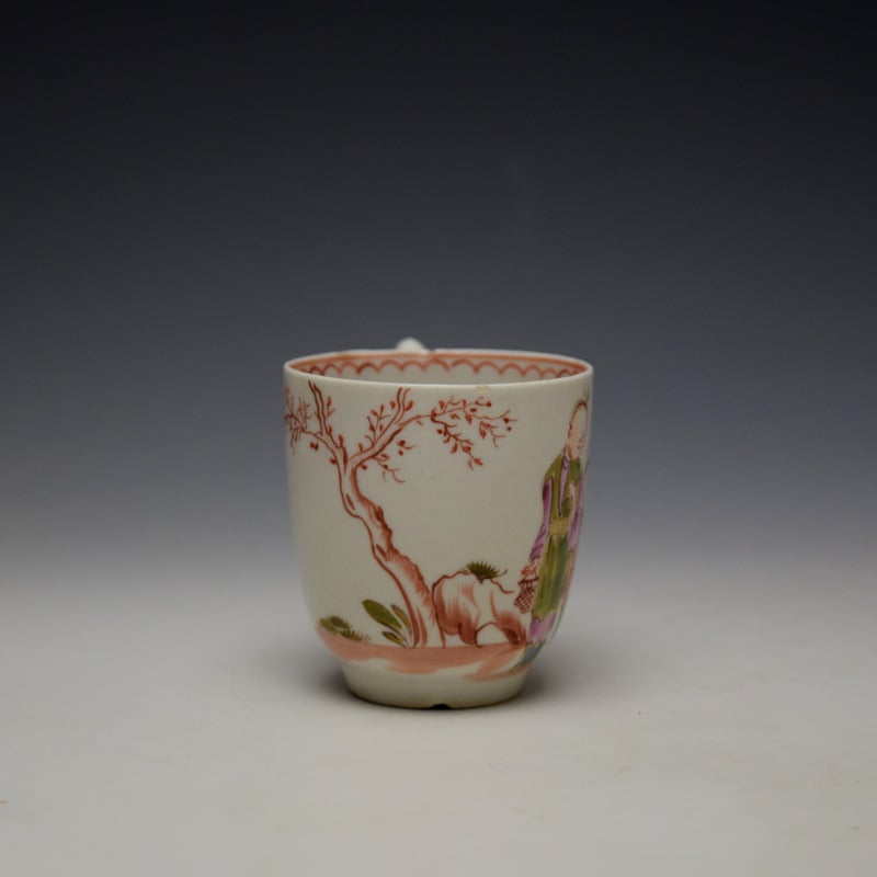Lowestoft Mandarin Mother and Child With Precious Objects Pattern Coffee Cup c1780-85 (2)