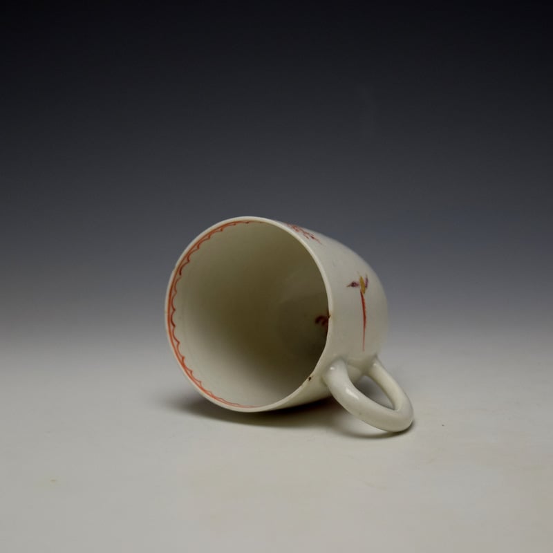 Lowestoft Mandarin Mother and Child With Precious Objects Pattern Coffee Cup c1780-85 (6)