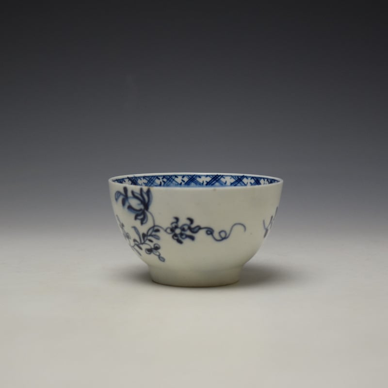 Lowestoft Rare Floral Pattern Teabowl and Saucer c1765-70 (4)