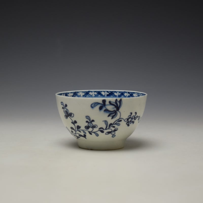 Lowestoft Rare Floral Pattern Teabowl and Saucer c1765-70 (5)