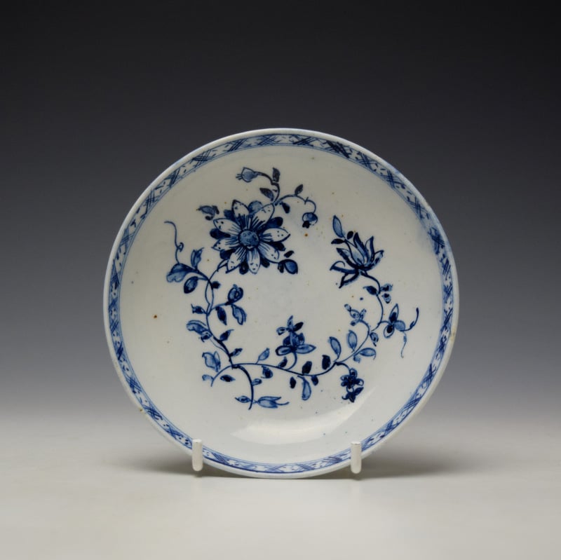 Lowestoft Rare Floral Pattern Teabowl and Saucer c1765-70 (9)
