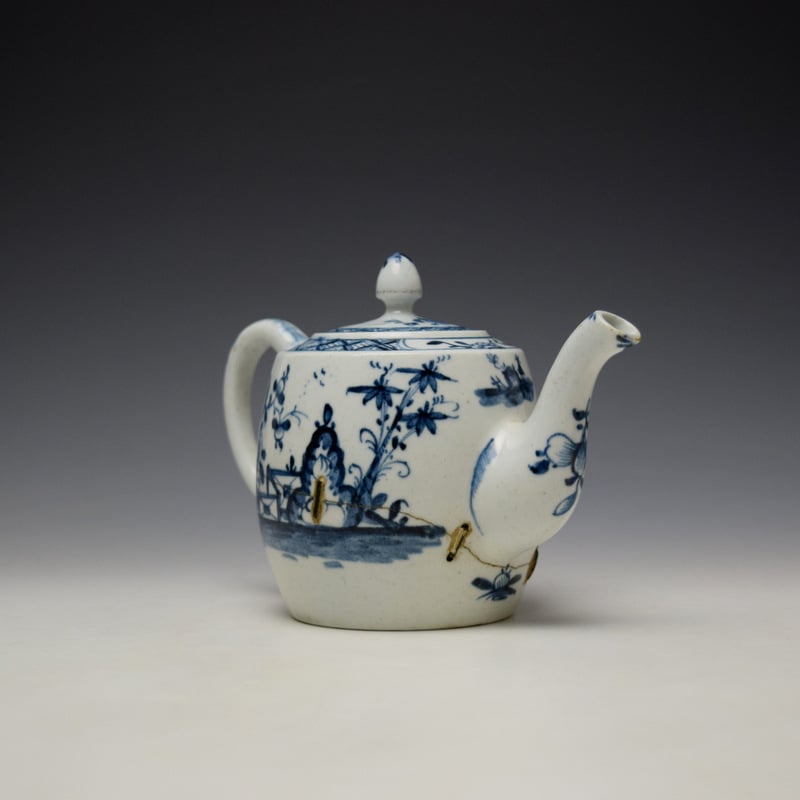 Lowestoft Very Rare Zig Zag Fence and Peony Pattern Barrel Shape Teapot and Cover c1762-65 (4)