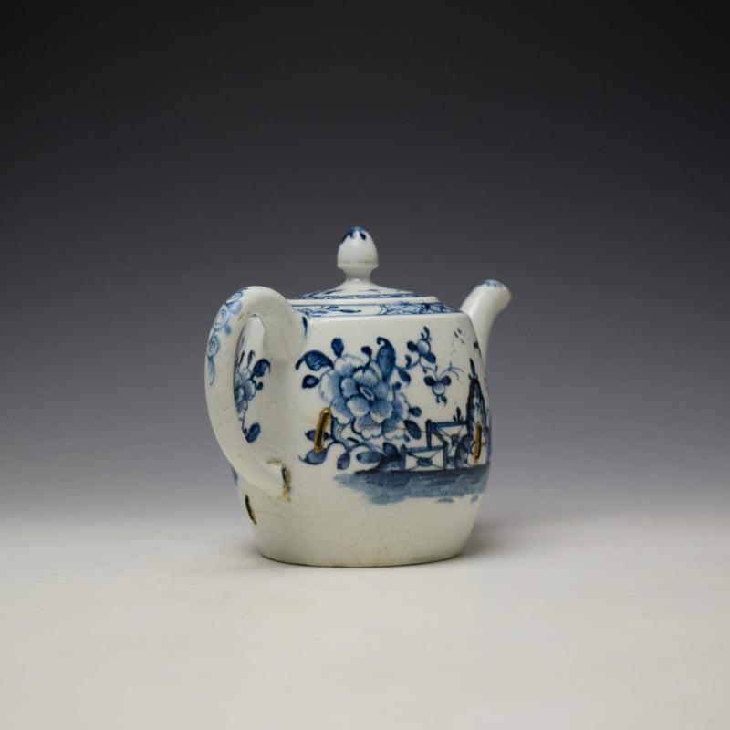 Lowestoft Very Rare Zig Zag Fence and Peony Pattern Barrel Shape Teapot and Cover c1762-65 (6)