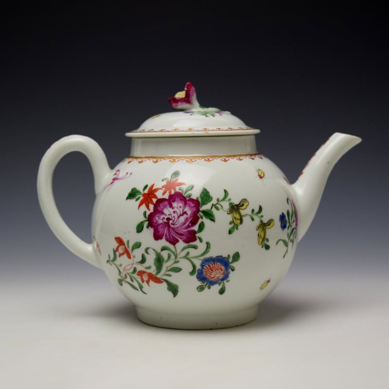 Worcester Chinese Floral Pattern Teapot and Cover c1765-70 (4)