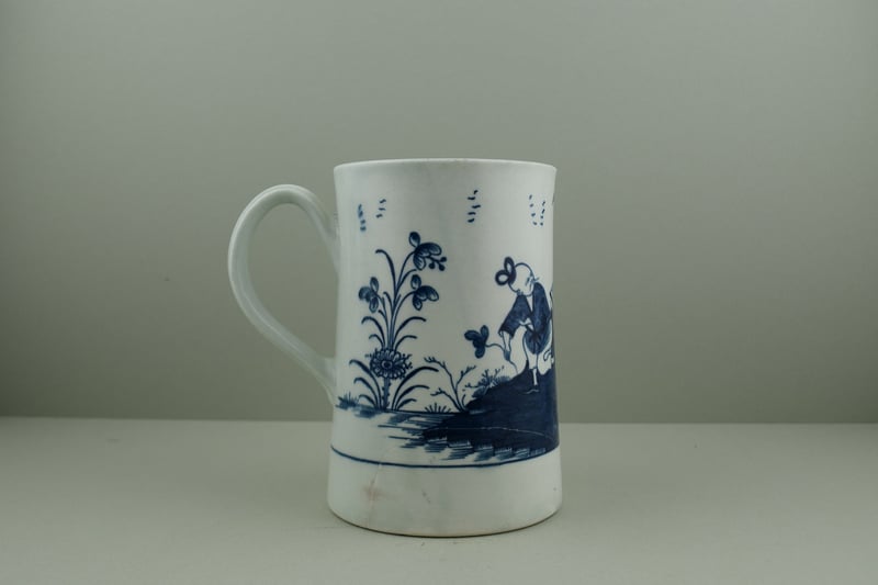 worcester-dr-wall-porcelain-gardener-pattern-mug-d