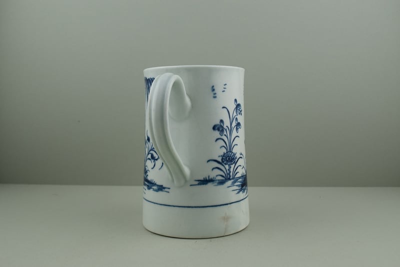 worcester-dr-wall-porcelain-gardener-pattern-mug-e