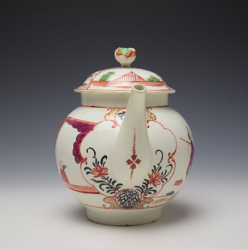Worcester Mandarin Fish Monger Boy In the Window Pattern Teapot and Cover c1775-80 (3)