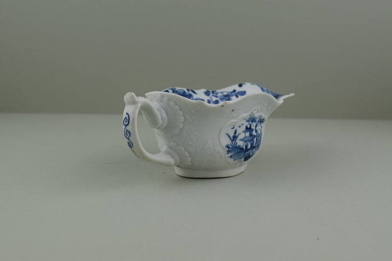 Worcester Porcelain Dr Wall Period The Boatman Pattern Low footed Sauceboat, C1755. 6