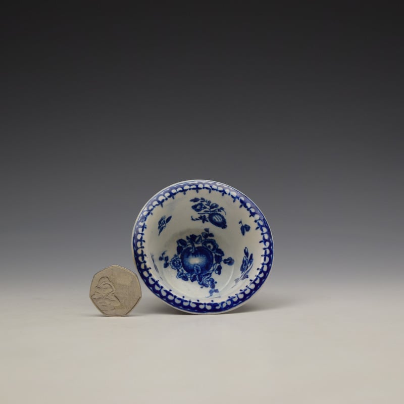 Worcester Stalked Fruit Pattern Patty Pan c1775 (2)