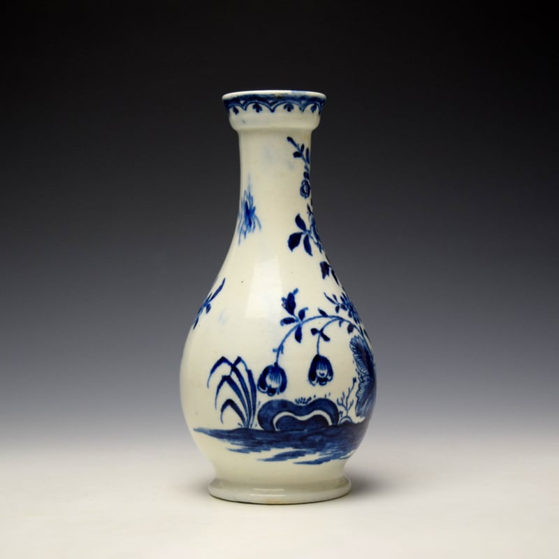 Lowestoft Broad Leaf and Flowering Vine Pattern Bottle Vase c1785 (2)