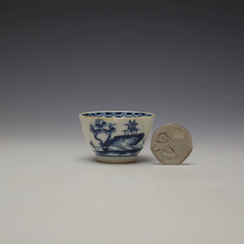 Lowestoft Garden Pattern Toy Teabowl and Saucer c1765 (2)