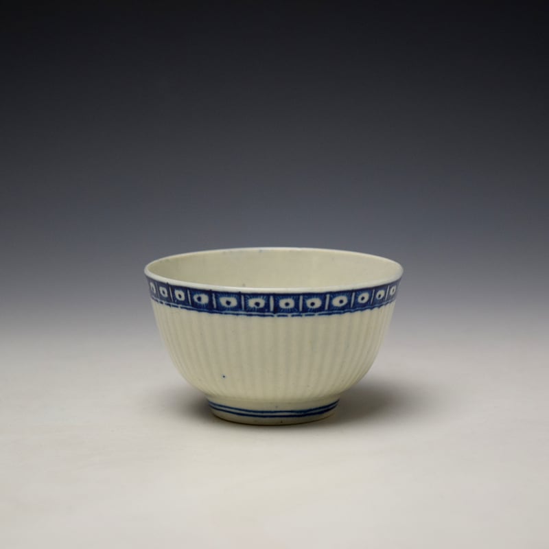 Worcester Dark Sprig Centre Pattern Teabowl and Saucer c1770-75 (4)