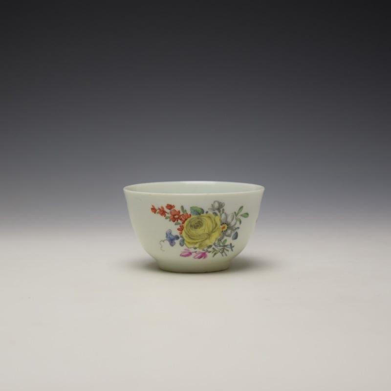Early Floral Pattern Teabowl Decorated By James Rodgers c1756-58