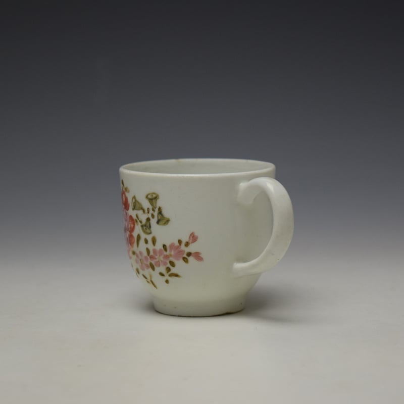 Lowestoft Early Tulip Painter Coffee Cup c1768-72 (5)