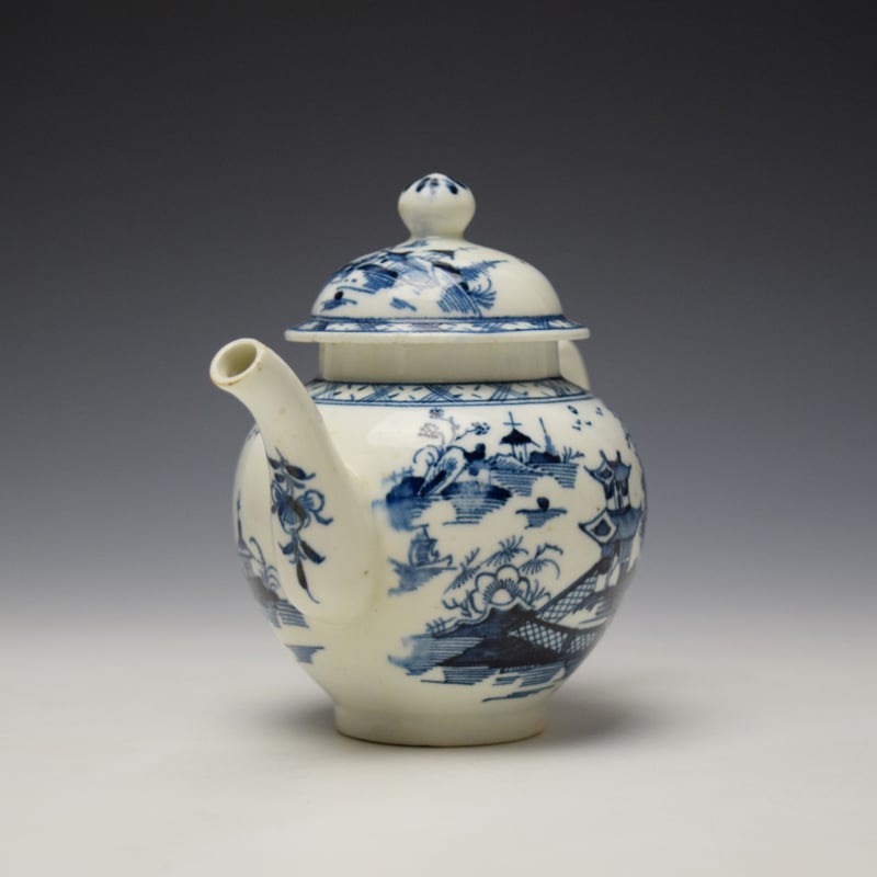 Lowestoft Pagoda and Zig Zag Fence Pattern Miniature Teapot and Cover c1775-85 (3)