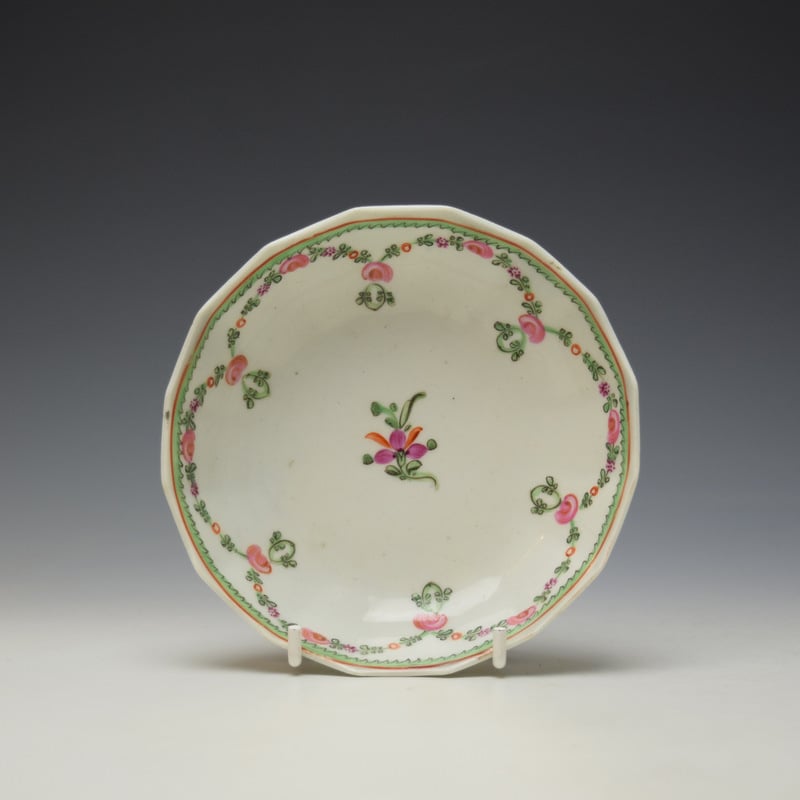 Lowestoft Floral Garland Pattern Fluted Teabowl and Saucer c1790-95 (7)
