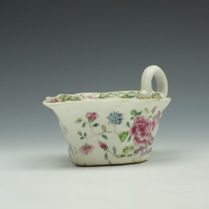 Bow Floral Pattern Creamboat c1760 (2)