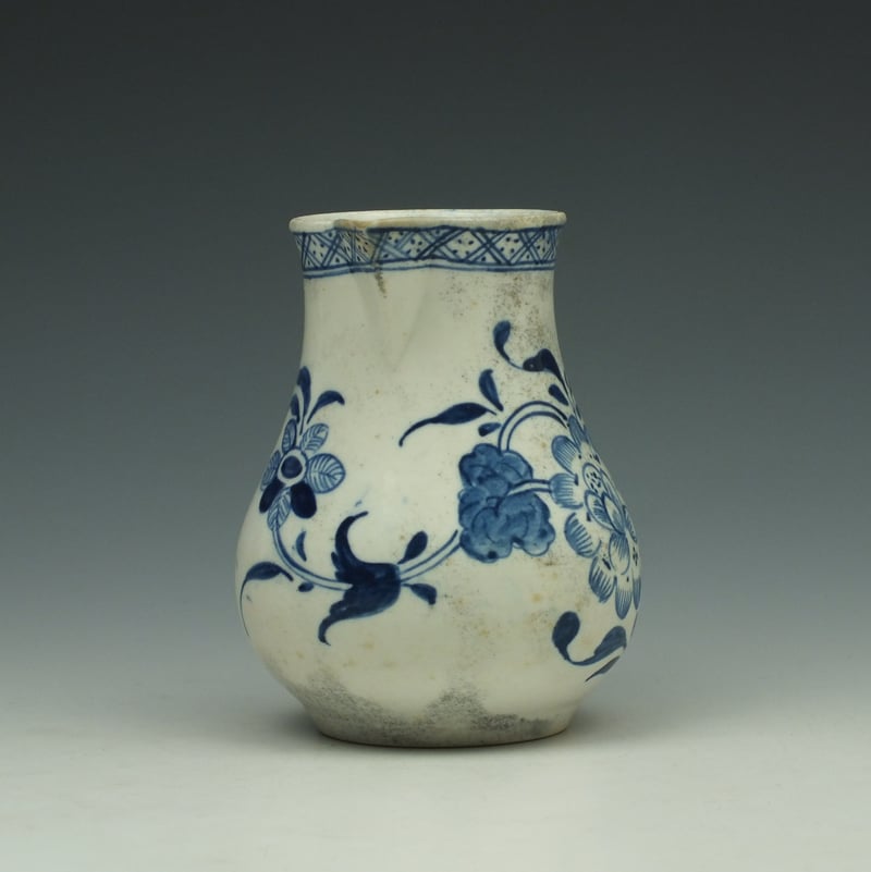 Isleworth Porcelain Floral Pattern Sparrow Beak Jug c1770 (2)