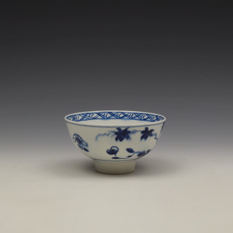 Bow Flowering Root Pattern Teabowl c1760 (2)