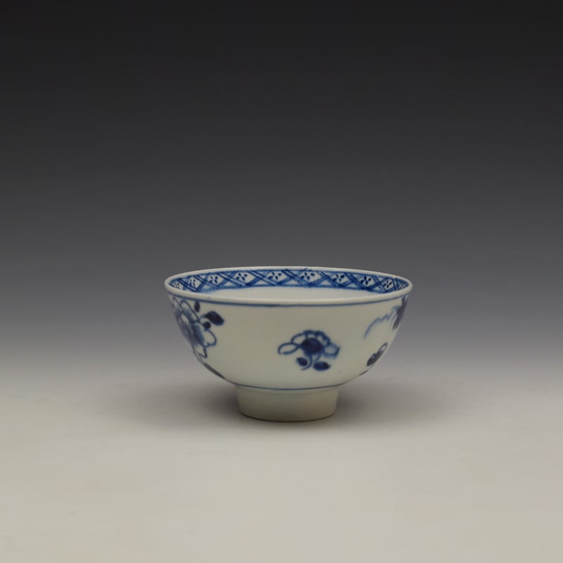 Bow Flowering Root Pattern Teabowl c1760 (3)
