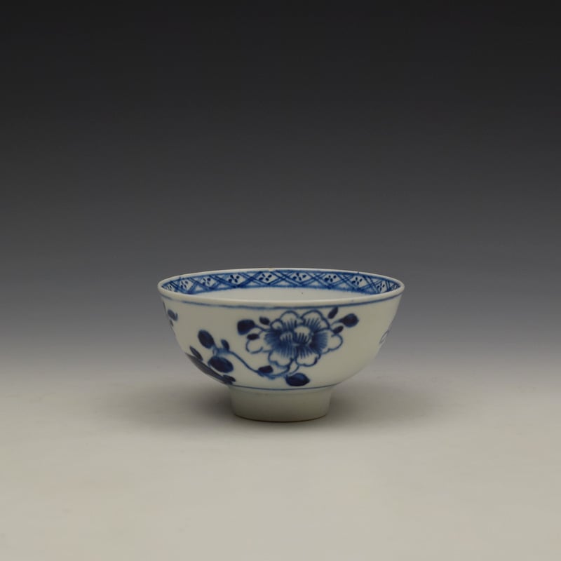 Bow Flowering Root Pattern Teabowl c1760 (4)